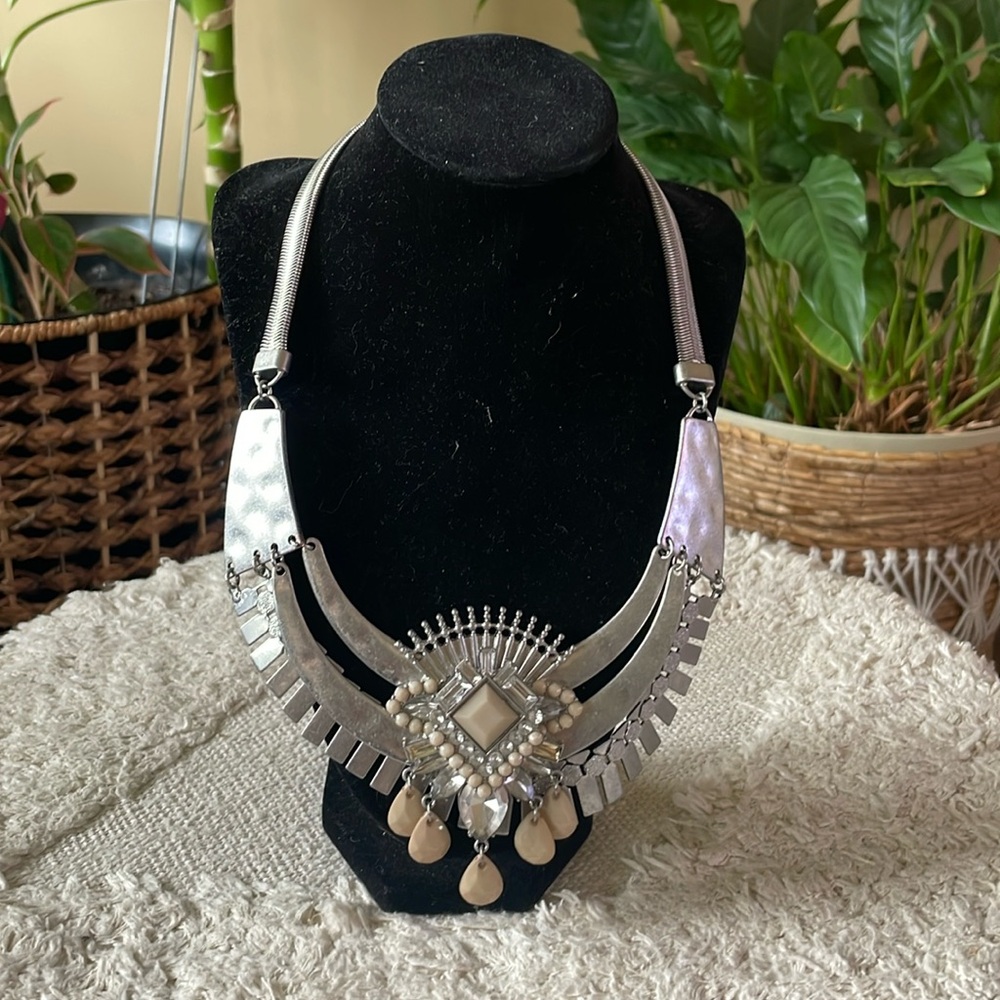 Mint Velvet Necklace